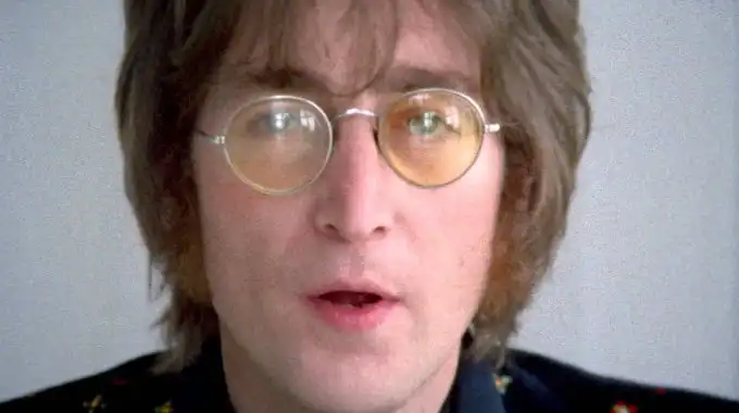 Julian Lennon se manifiesta en shock tras ver el dúo virtual Lennon-McCartney