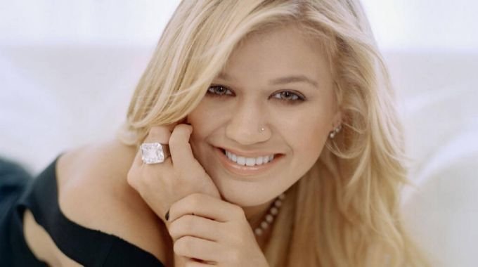 Kelly Clarkson prepara un programa de entrevistas