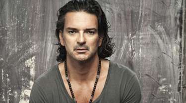 1964 Nace Ricardo Arjona