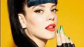 Lily Allen anuncia la publicación de un libro