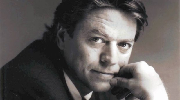 Nace Robert Palmer